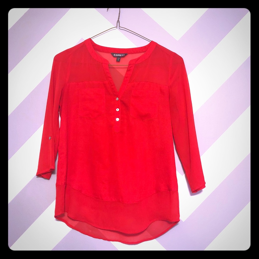 ➡️JUST ADDED⬅️ Express Red 3/4 Sleeve Top